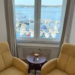 Studio Apartment Harbour Pula